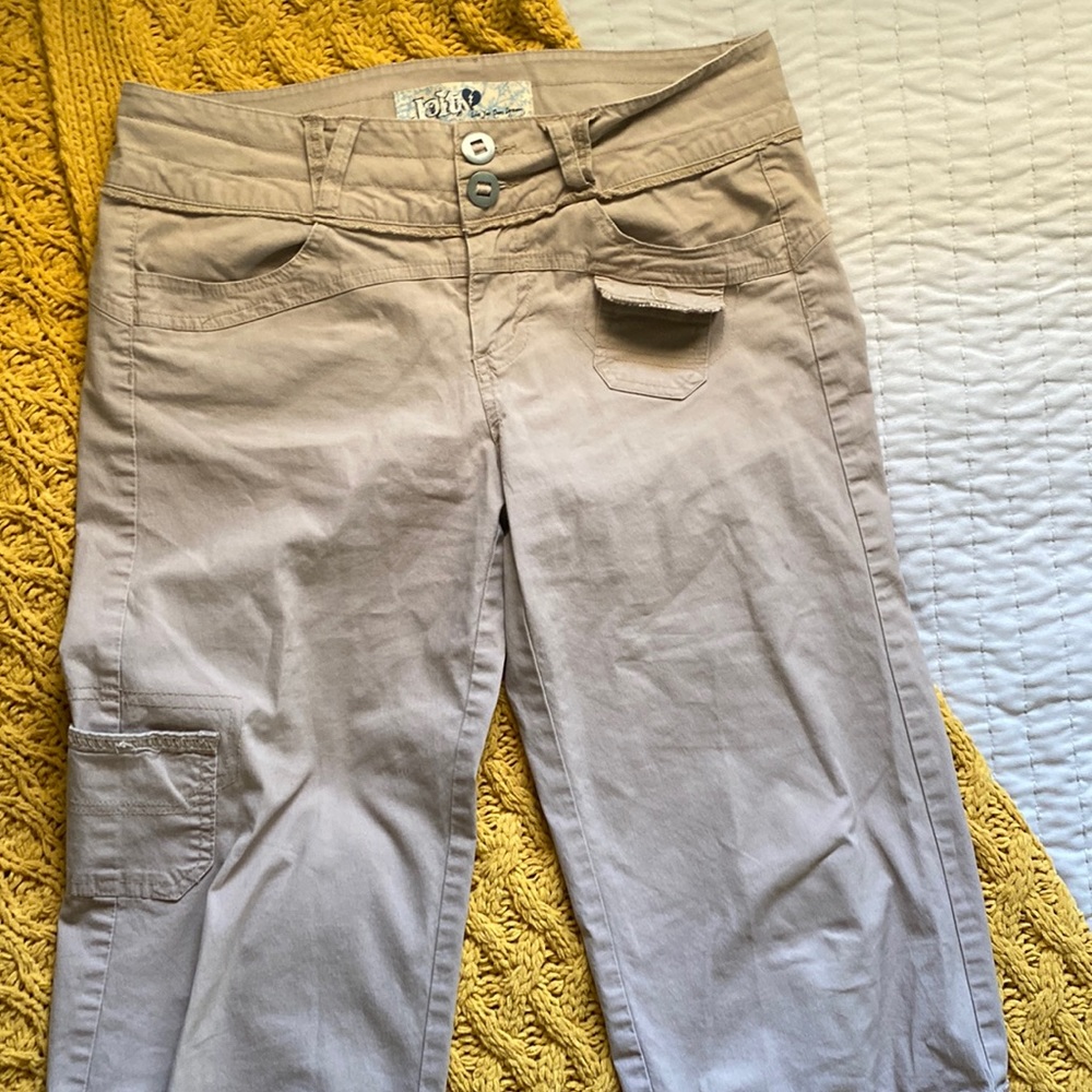 Cute Tan Capris